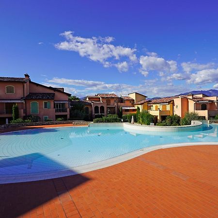 Apartmán Borgo Del Torchio - Gardagate Manerba del Garda Exteriér fotografie