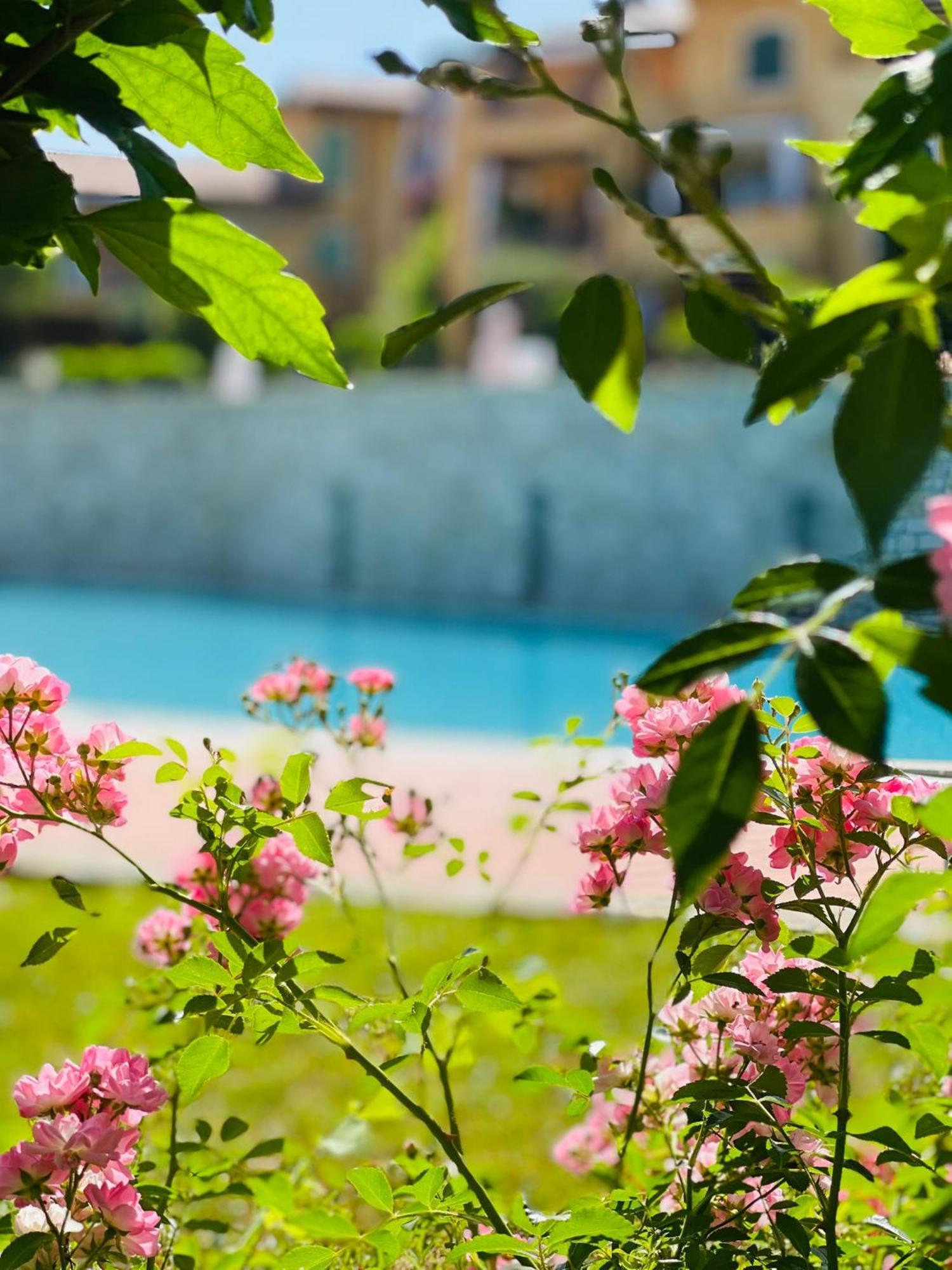 Apartmán Borgo Del Torchio - Gardagate Manerba del Garda Exteriér fotografie